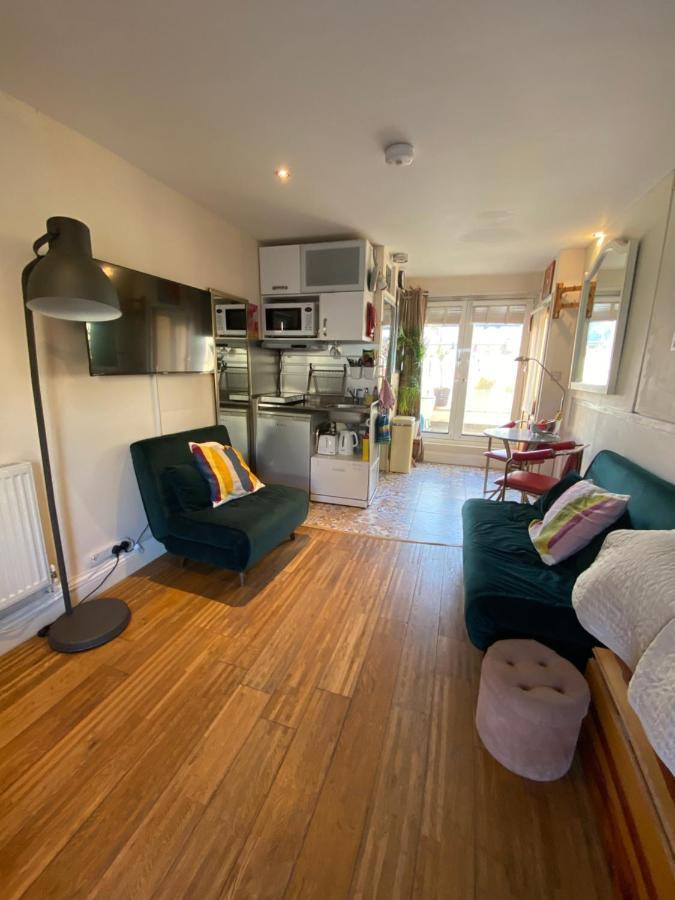 Little Brighton Beach Apartments - Also Separate Spa Cabin And Watersports Luaran gambar